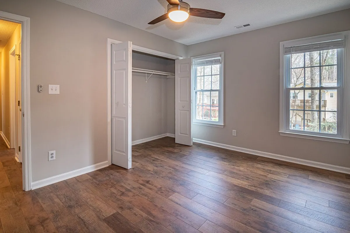 A Renter-Friendly Guide to Adding Storage Without Drilling